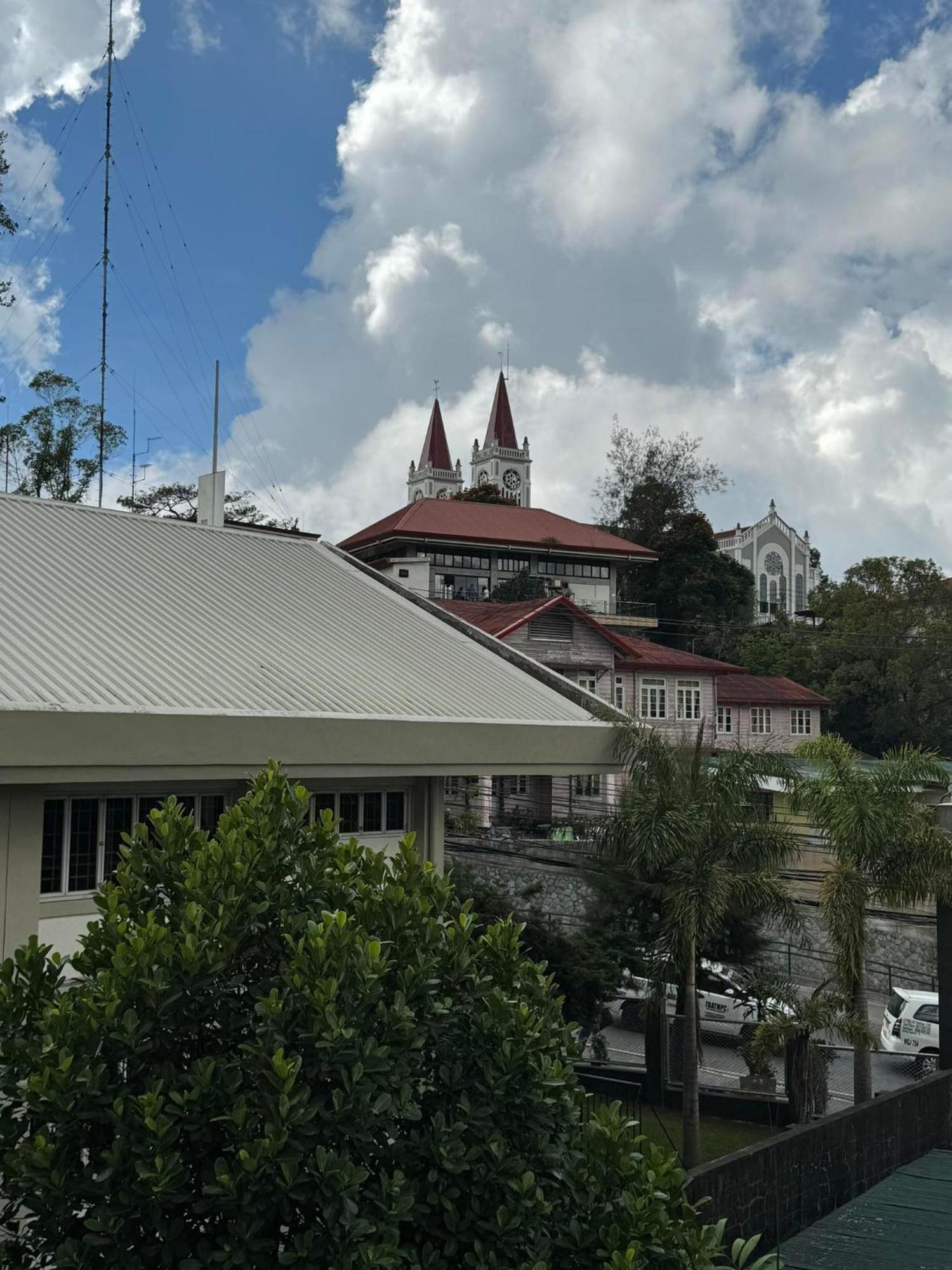 Susana'S Baguio Condotel 碧瑶 外观 照片